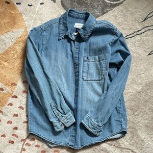 Universal Thread Denim Button-Up Shirt